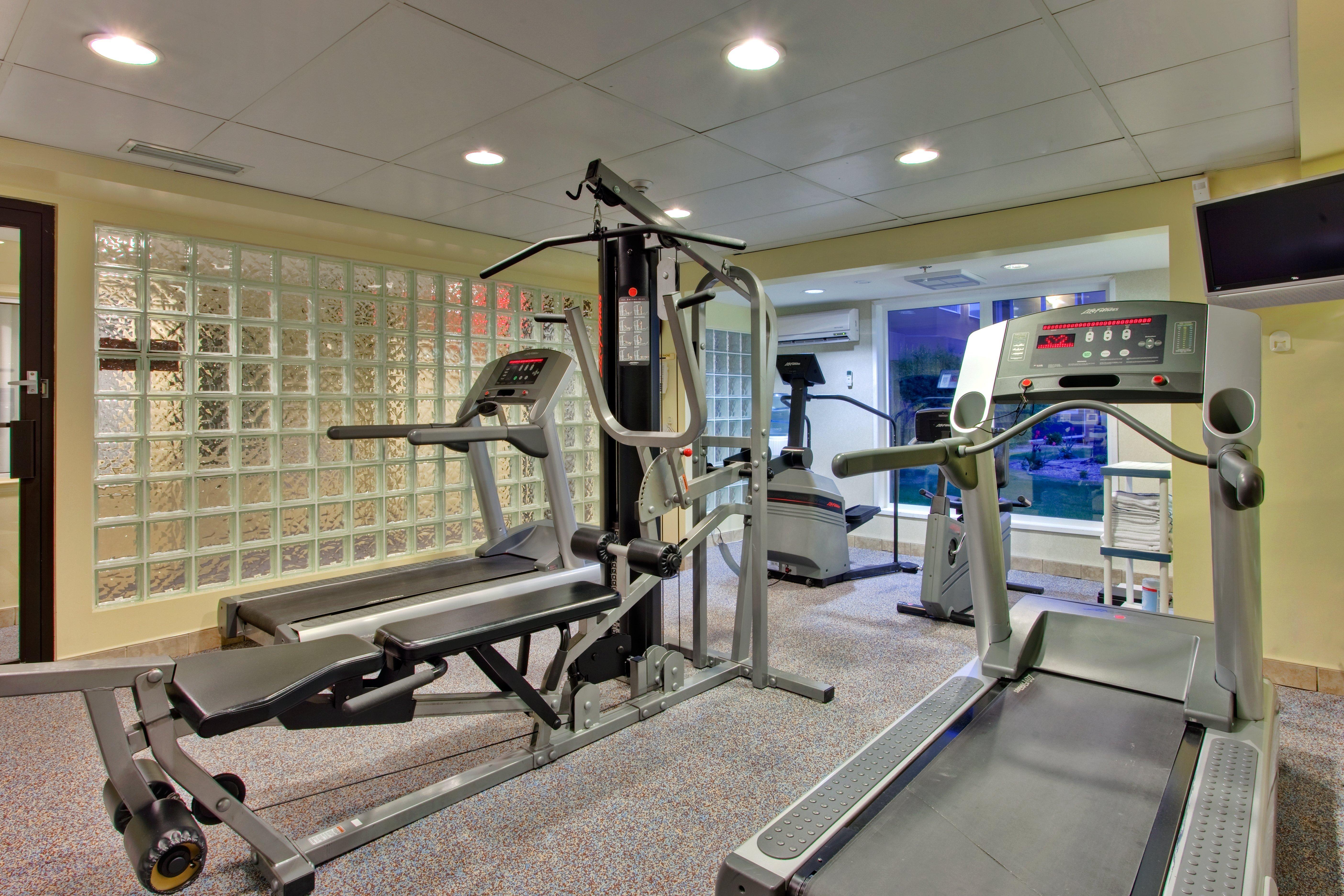 Holiday Inn Express Red Deer By Ihg Экстерьер фото