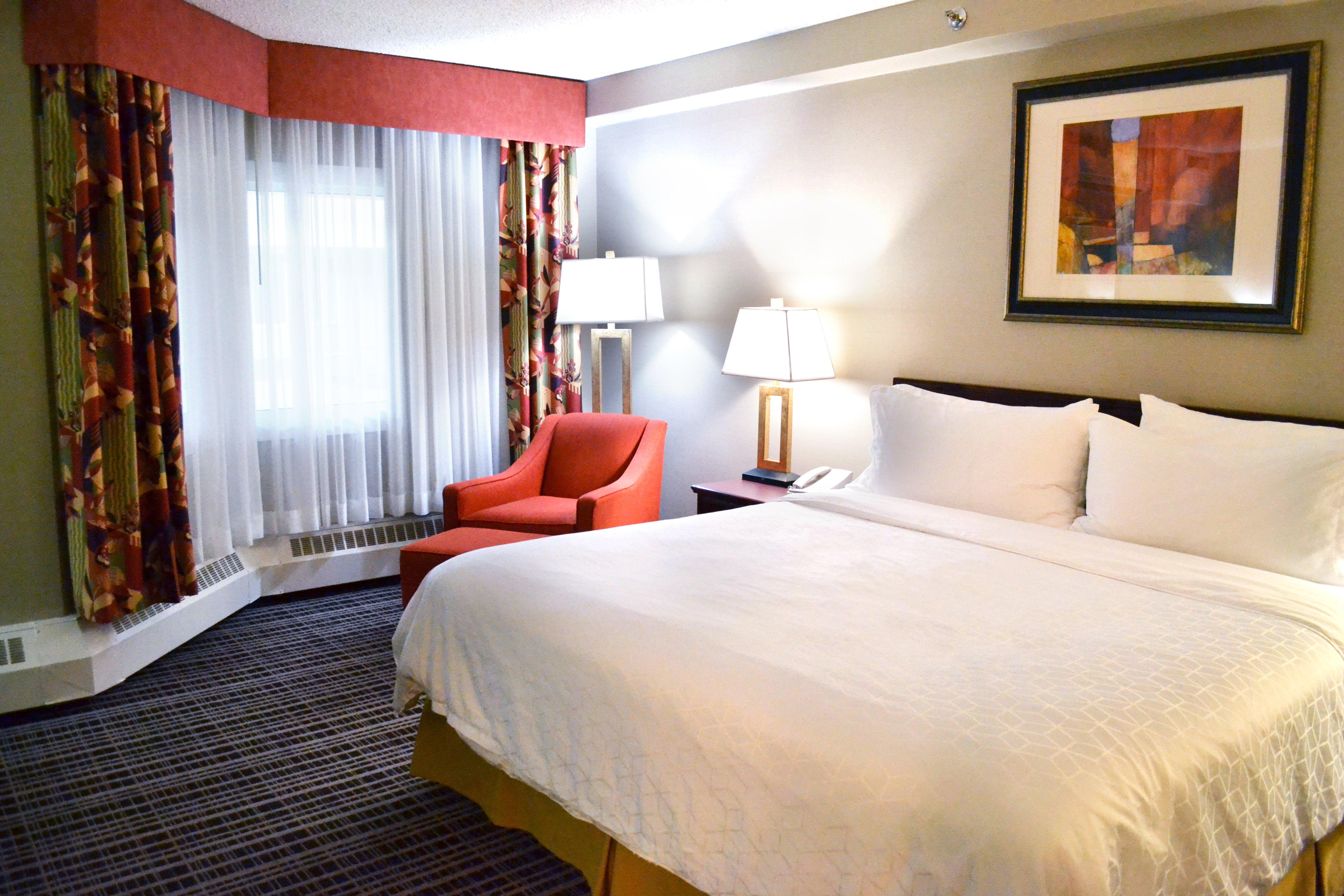 Holiday Inn Express Red Deer By Ihg Экстерьер фото